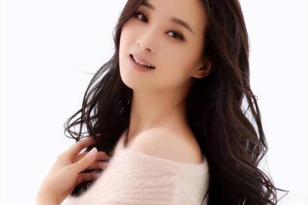 揭秘明星运势：王艳如何把握命理运势，事业爱情双赢！